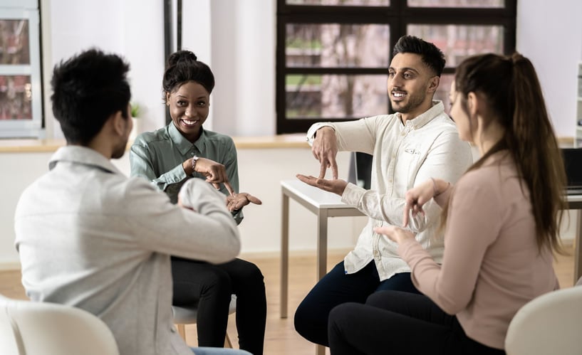 4 von VIER – Praxis-Szenarien für Sprachanalyse & Coaching