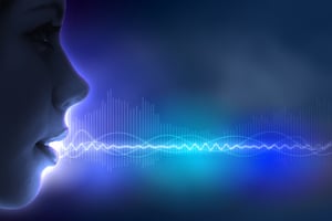 Wie wichtig ist geringe Latenz für einen Voicebot?